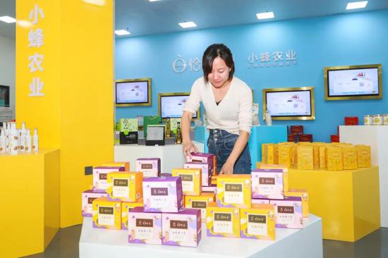 浦東援疆干部跨越5000公里兌現莊嚴承諾 為莎車帶來新變化